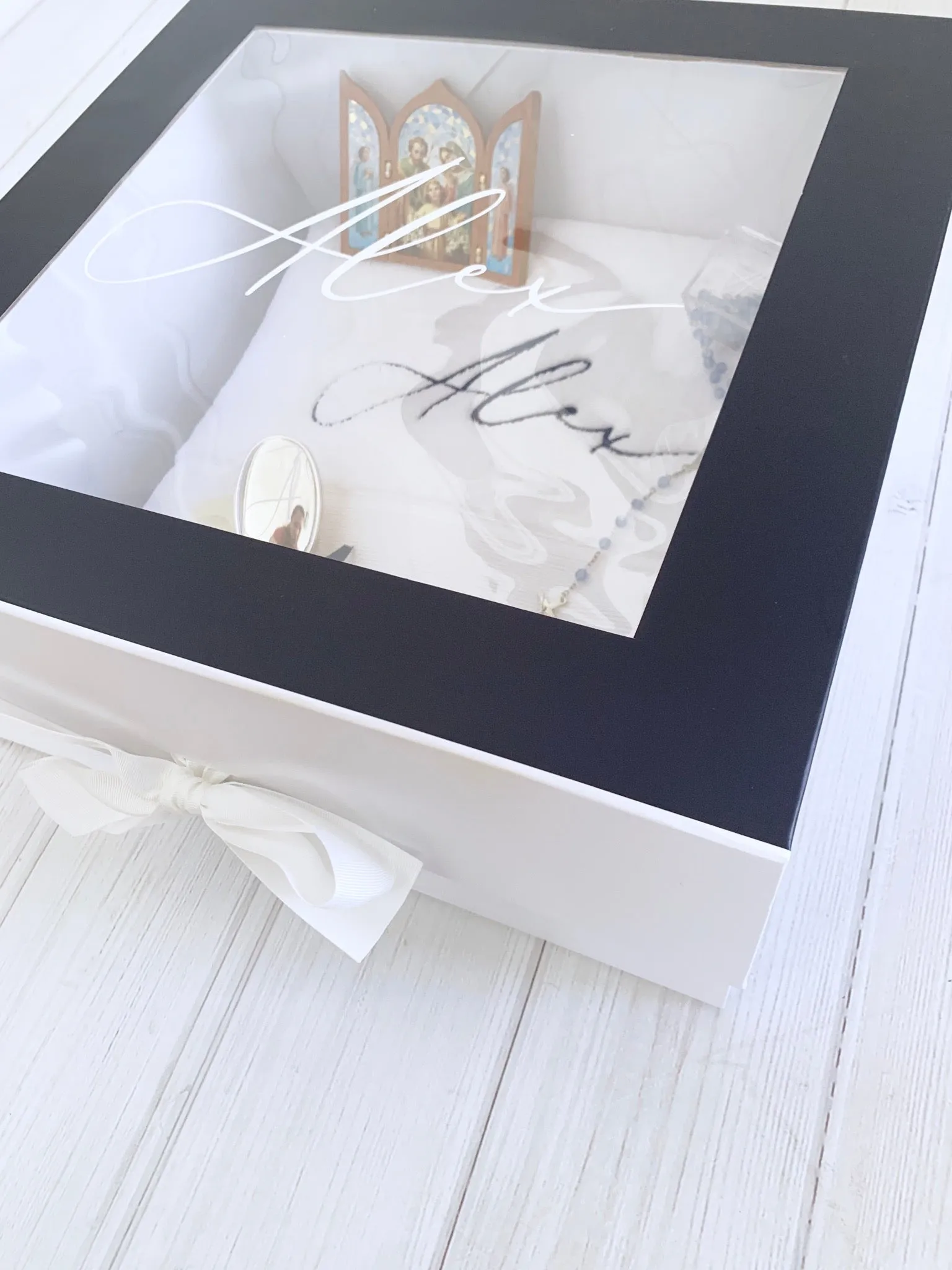NAVY WINDOW BOX